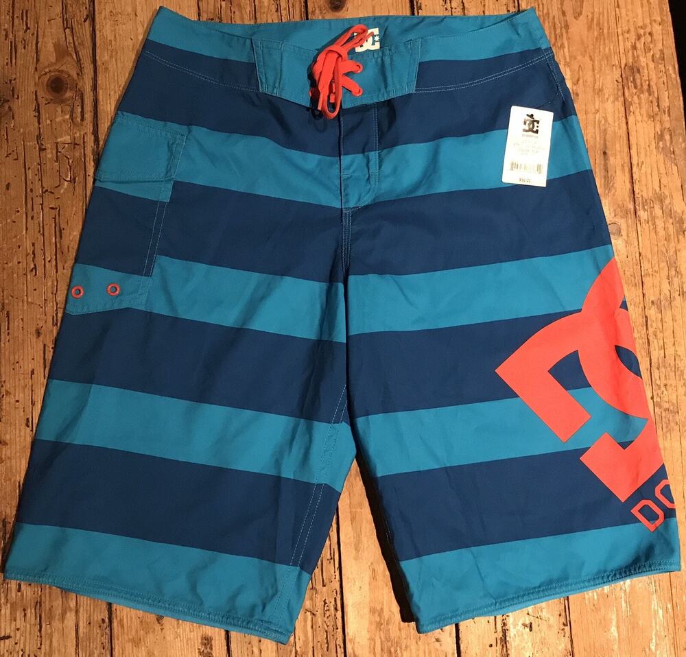 DC SHOE CO. Mens Size 30 Blue Striped Swim Trunks